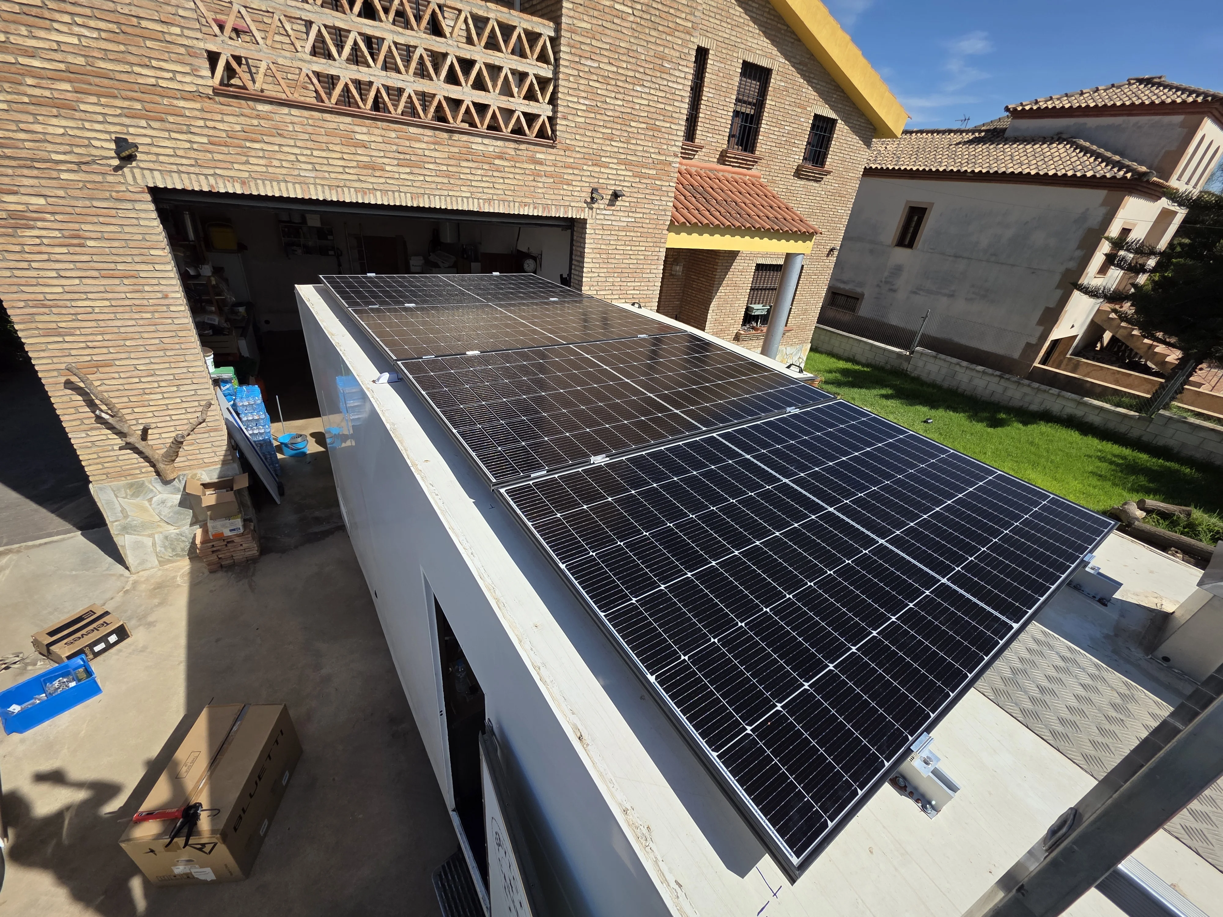 Camión food vending con sistema solar Bluetty - Imagen 1